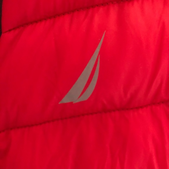 ๐Price Drop!! ๐ Nautica Reversible Puffer Vest - Picture 3 of 8